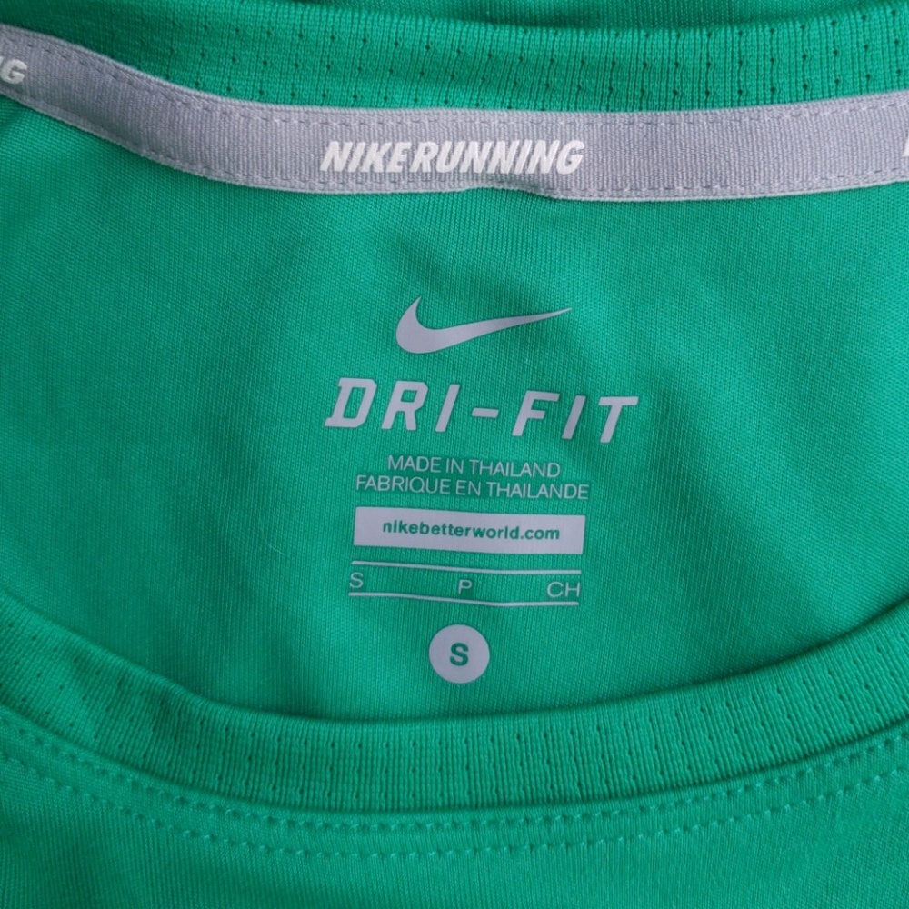 NWOT Nike Running DRI-FIT Shirt - Picture 6 of 6